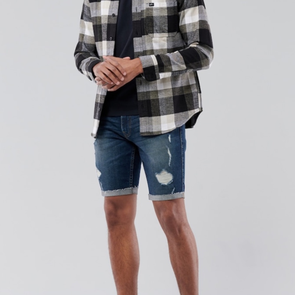 NWT Hollister "Epic Flex" Skinny denim shorts